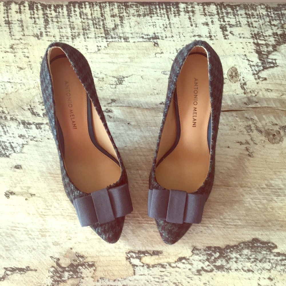 NWOT Antonio Melani Pumps Size 7